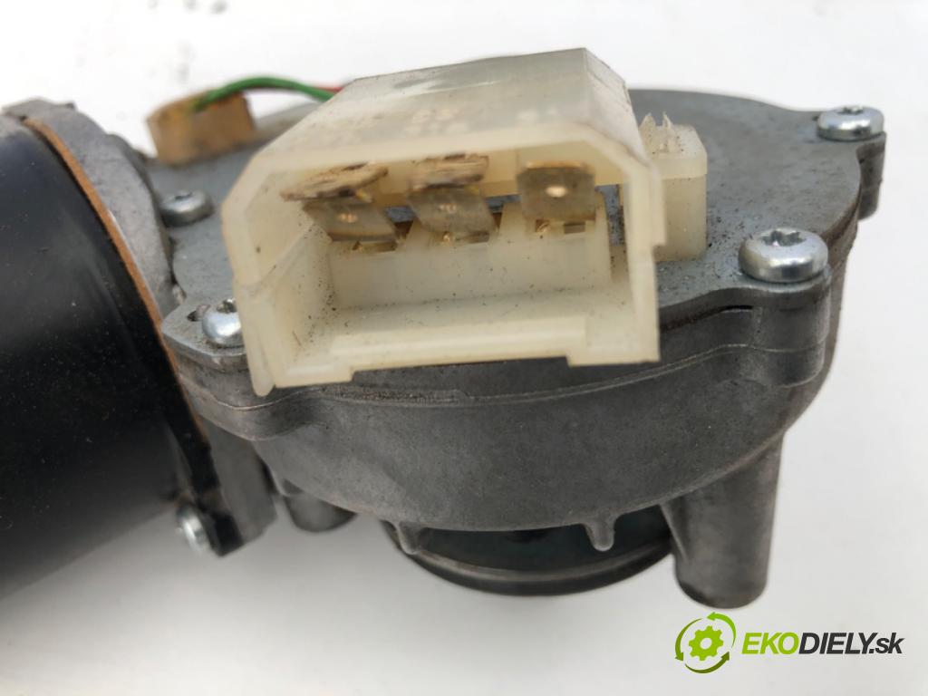 DAF N  2015    motor stěračů přední část 1254891