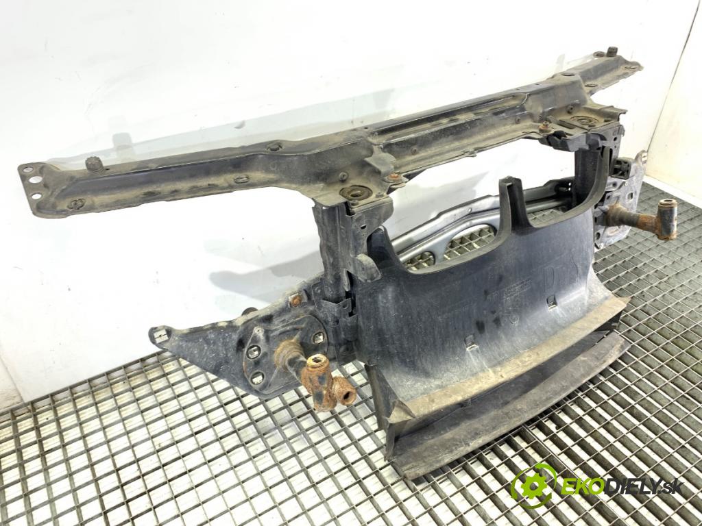 BMW E46 Kombi 2001 100 kW 320 d 1951 držák přední část  (Přední výztuha)