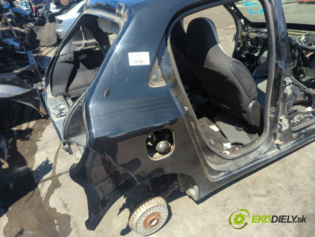RENAULT TWINGO III liftback 2018 66 kW 0.9 TCe 90 898 KAROSERIA ČTVRŤÁK blatník zadní část levý pravý práh střecha PODŁUŻNICA levý pravý