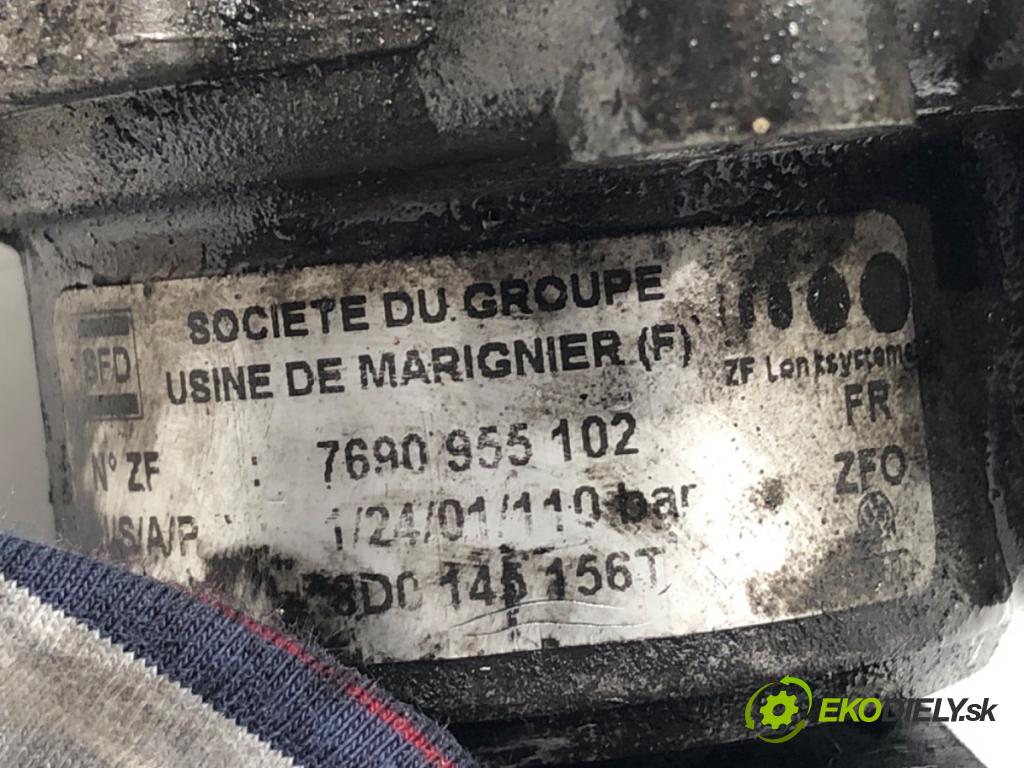 AUDI A4 B6 sedan 2001 96 kW 1.9 TDI 1896 Pumpa servočerpadlo  (Servočerpadlo)