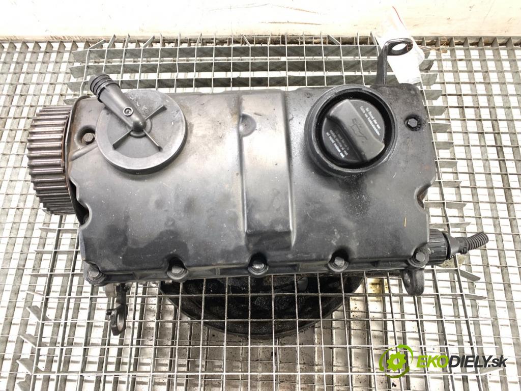 AUDI A4 B6 sedan 2001 96 kW 1.9 TDI 1896 Hlava valcov 038103373R (Hlava valcov)