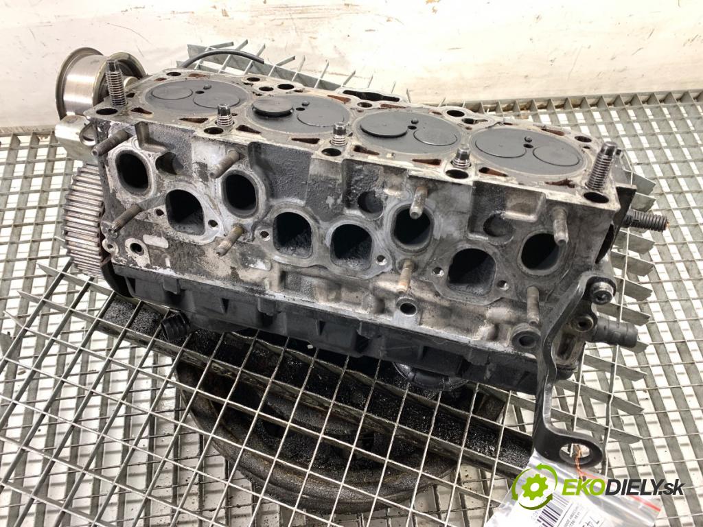 AUDI A4 B6 sedan 2001 96 kW 1.9 TDI 1896 Hlava valcov 038103373R (Hlava valcov)