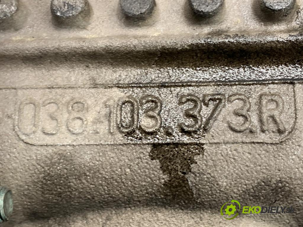 AUDI A4 B6 sedan 2001 96 kW 1.9 TDI 1896 Hlava valcov 038103373R (Hlava valcov)
