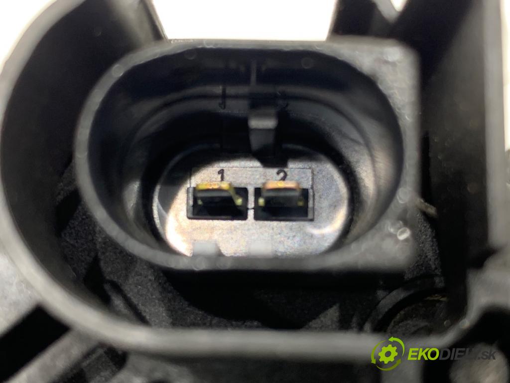 AUDI A4 B6 sedan 2001 96 kW 1.9 TDI 1896 Alternátor 06F903023C (Alternátor)