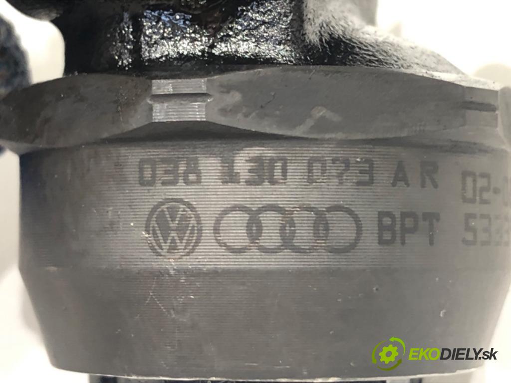 AUDI A4 B6 sedan 2001 96 kW 1.9 TDI 1896 Vstrekovač 038130073AR (Vstrekovač paliva)
