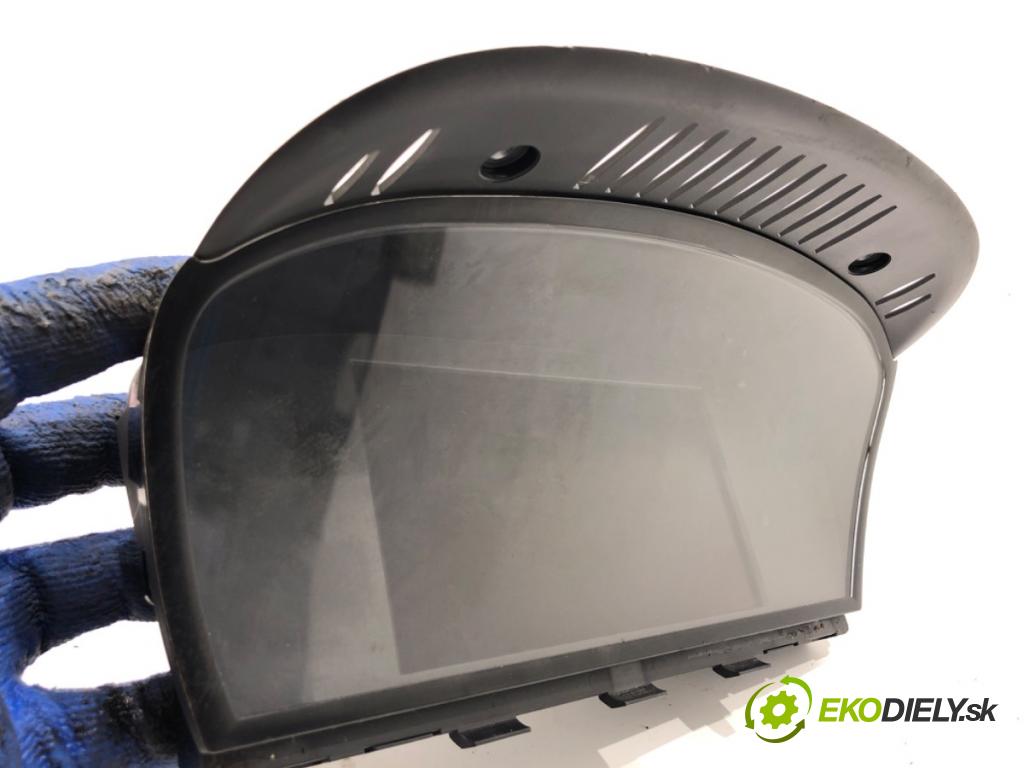 BMW E60 sedan 2004 130 kW 525 d 2497 Dislpej  (Prístrojová doska)