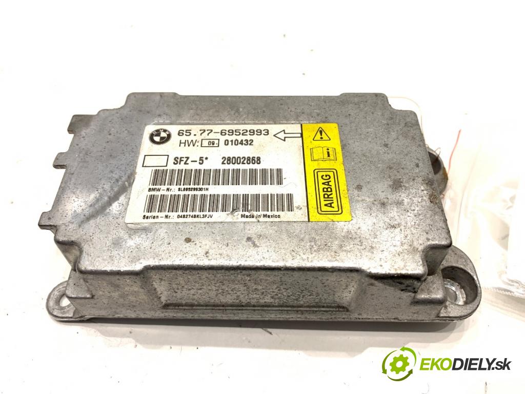 BMW E60 sedan 2004 130 kW 525 d 2497 senzor airbag 6952993 (Snímač)