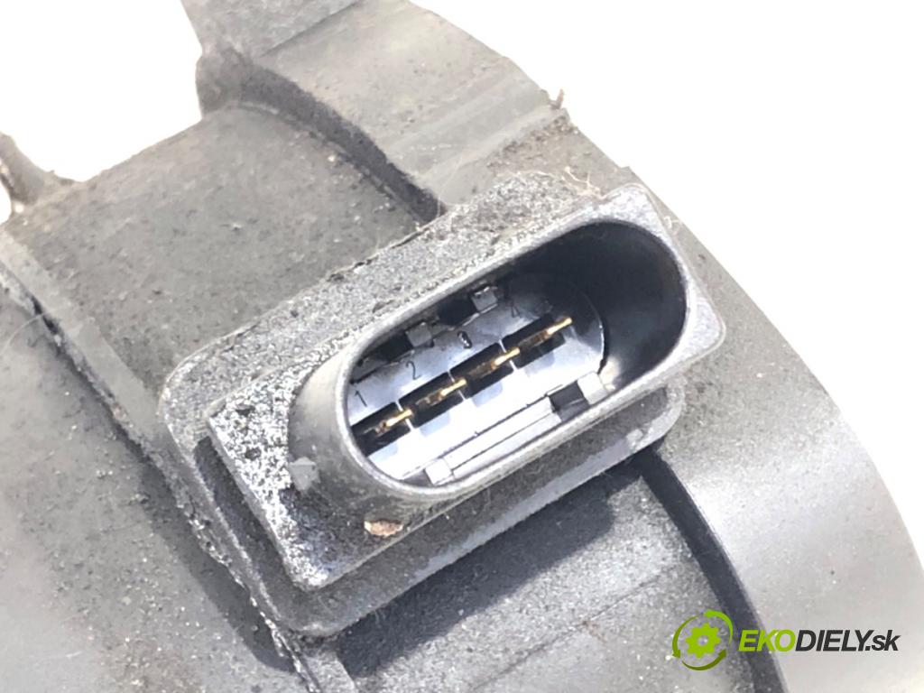 BMW E60 sedan 2004 130 kW 525 d 2497 Váha vzduchu 7788744 (Váha vzduchu)