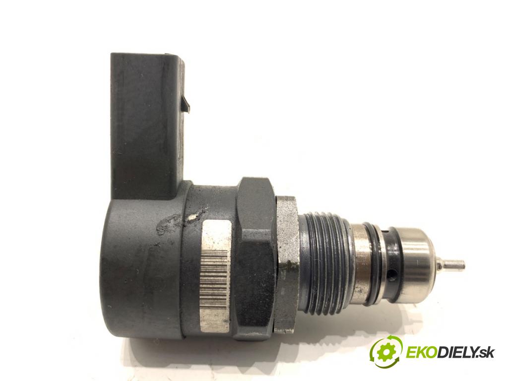 BMW E60 sedan 2004 130 kW 525 d 2497 Snímač tlaku paliva 0281002481 (Snímač)