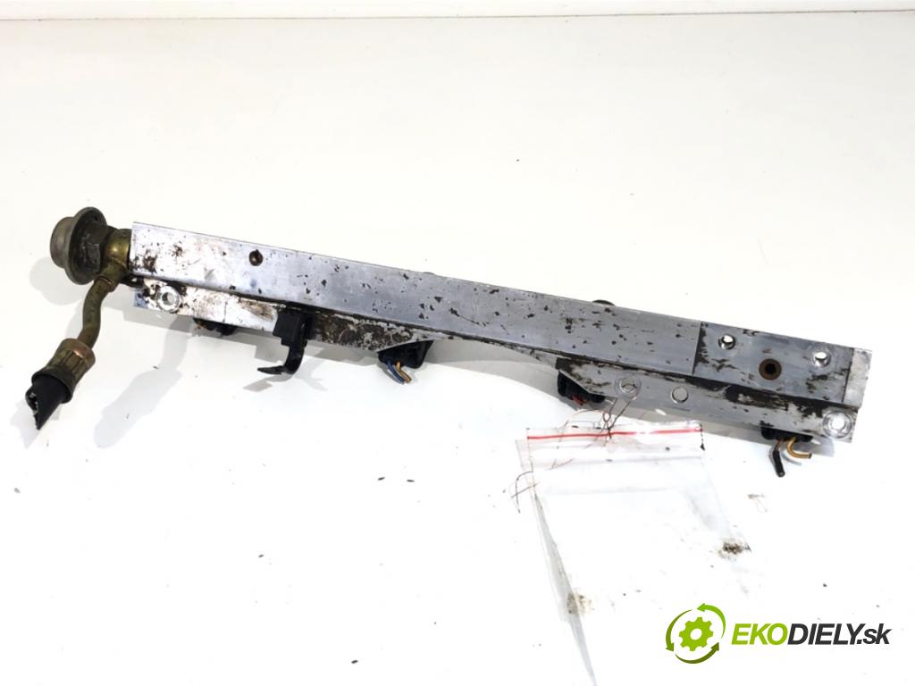 HONDA CR-V I SUV 1999 108 kW 2.0 16V 4WD (RD1, RD3) 1973 Lišta vstrekovacia  (Vstrekovacia lišta)