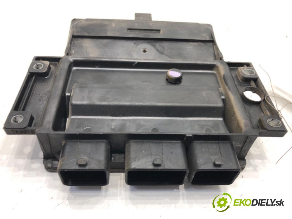 RENAULT KANGOO II nadwozie wielkoprzestrzenne (MPV) 2008 63 kW 1.5 dCi 85 (KW0K, KW0L, KW0B) 1461 riadiaca jednotka Motor 8200911560 (Riadiaca jednotka)