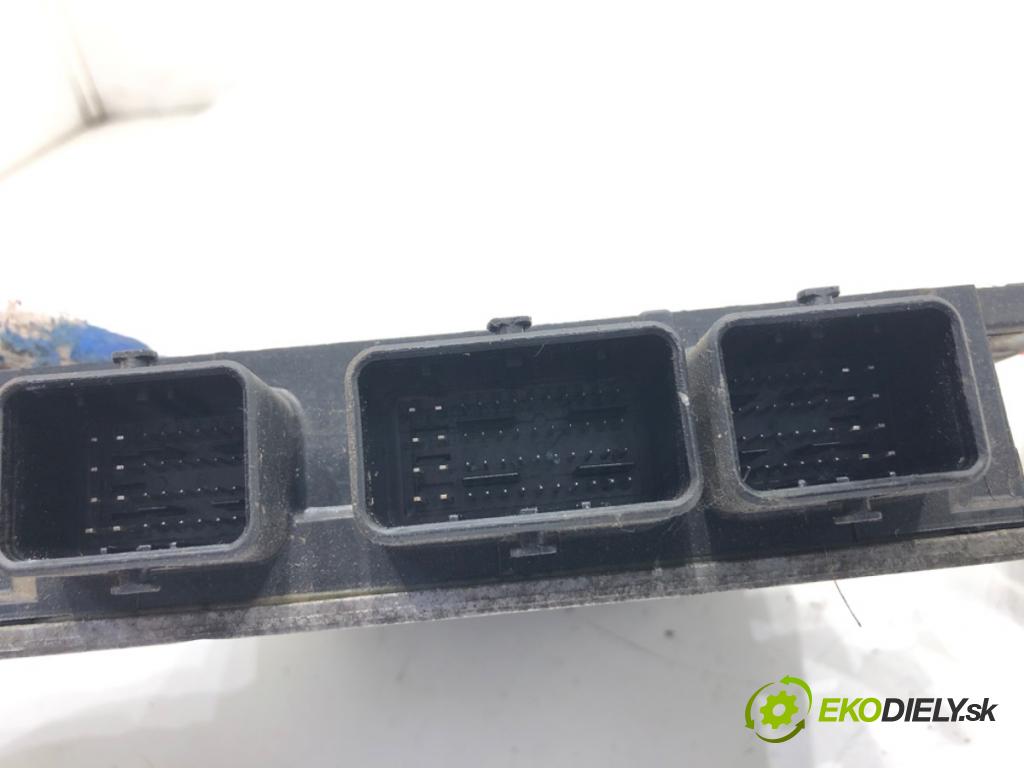 RENAULT KANGOO II nadwozie wielkoprzestrzenne (MPV) 2008 63 kW 1.5 dCi 85 (KW0K, KW0L, KW0B) 1461 riadiaca jednotka Motor 8200911560 (Riadiaca jednotka)