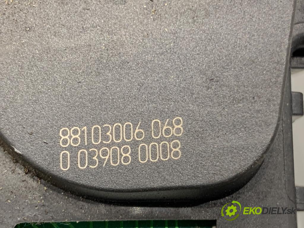 RENAULT KANGOO II nadwozie wielkoprzestrzenne (MPV) 2008 63 kW 1.5 dCi 85 (KW0K, KW0L, KW0B) 1461 Prepínač stieračov 88103006 (Prepínacie páčky pod volantom)