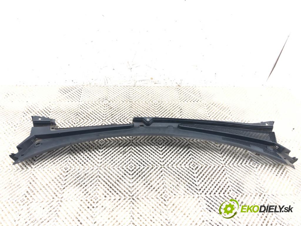 RENAULT KANGOO II nadwozie wielkoprzestrzenne (MPV) 2008 63 kW 1.5 dCi 85 (KW0K, KW0L, KW0B) 1461 Torpédo, plast pod čelné okno 8200439131 (Torpédo (plast pod čelným sklom))