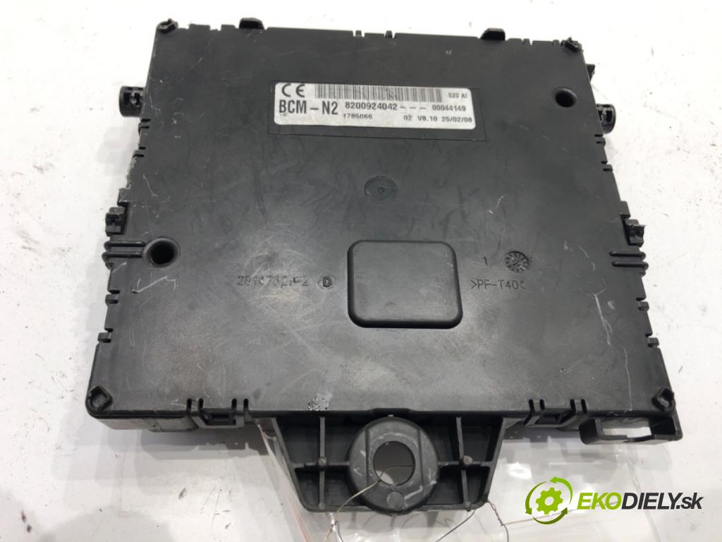 RENAULT KANGOO II nadwozie wielkoprzestrzenne (MPV) 2008 63 kW 1.5 dCi 85 (KW0K, KW0L, KW0B) 1461 Modul BCM 8200924042 (Riadiaca jednotka ostatné)
