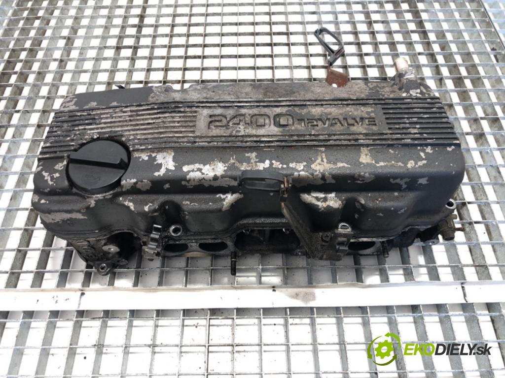 FORD MAVERICK SUV 1993 91 kW 2.4 i 2389 Hlava valcov  (Hlava valcov)