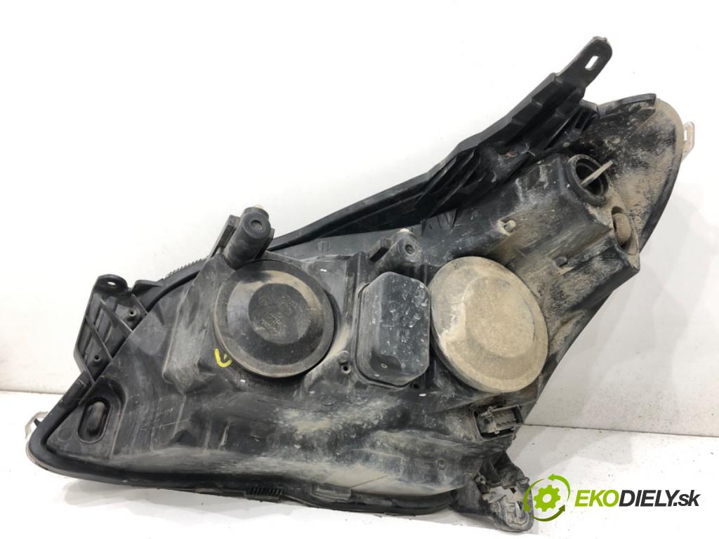 OPEL ASTRA H liftback 2005 125 kW 2.0 Turbo (L48) 1998 Svetlomet pravy predný