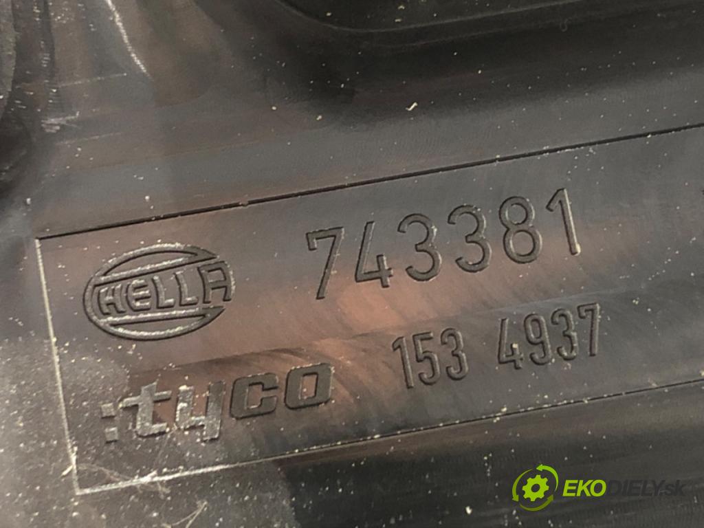 OPEL ZAFIRA B nadwozie wielkoprzestrzenne (MPV) 2006 74 kW 1.9 CDTI (M75) 1910 skříňka poistková 13206746 (Pojistková skříňka)