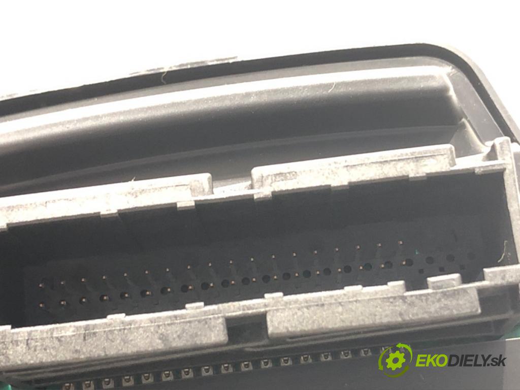 OPEL ZAFIRA B nadwozie wielkoprzestrzenne (MPV) 2006 74 kW 1.9 CDTI (M75) 1910 Prístrojovka 13216684 (Prístrojová doska)