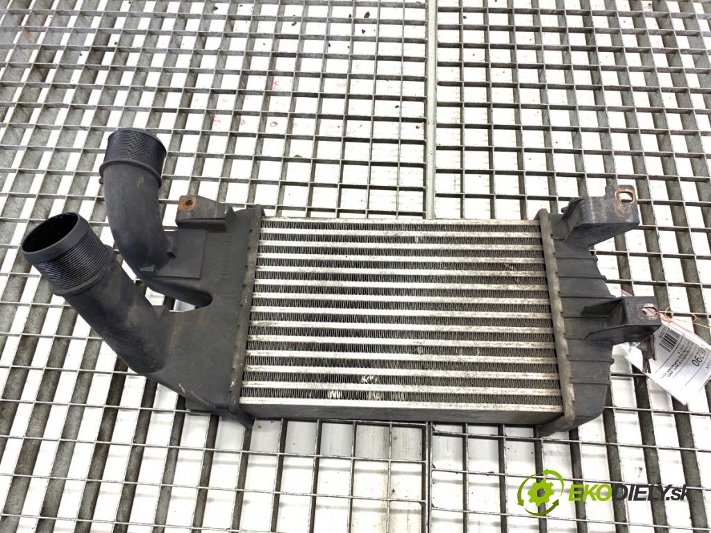 OPEL ZAFIRA B nadwozie wielkoprzestrzenne (MPV) 2006 74 kW 1.9 CDTI (M75) 1910 intercooler 13213402 (Intercooler (chladič nasávaného vzduchu))
