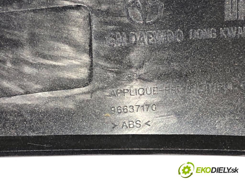 CHEVROLET EPICA sedan 2006 105 kW 2.0 1993 lišty kryt 96640844 96641059 (Lišta)