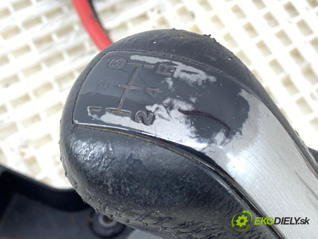 CHEVROLET EPICA sedan 2006 105 kW 2.0 1993 kulisa (Řadicí páka (kulisa) )