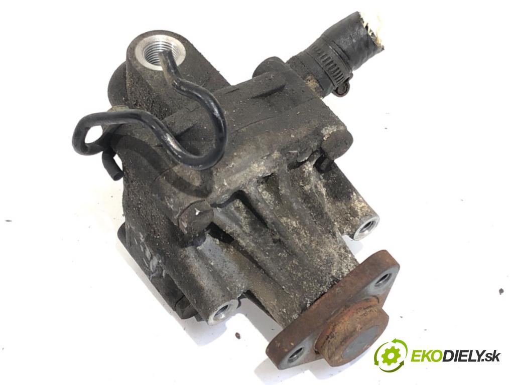 VW PASSAT B5 sedan 1997 92 kW 1.8 1781 pumpa servočerpadlo 8D0145156 (Servočerpadlo)