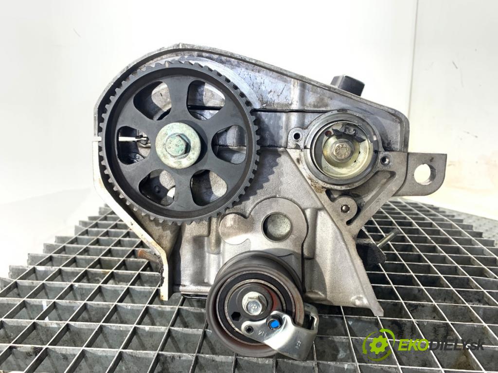 VW PASSAT B5 sedan 1997 92 kW 1.8 1781 Hlava valcov 058103373A (Hlava valcov)