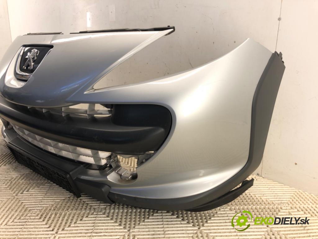 PEUGEOT 207 Kombi 2007 88 kW 1.6 16V 1598 nárazník přední část  (Klika dveří ostatní)