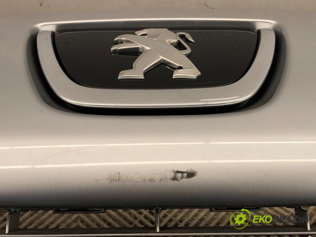 PEUGEOT 207 Kombi 2007 88 kW 1.6 16V 1598 nárazník přední část  (Klika dveří ostatní)