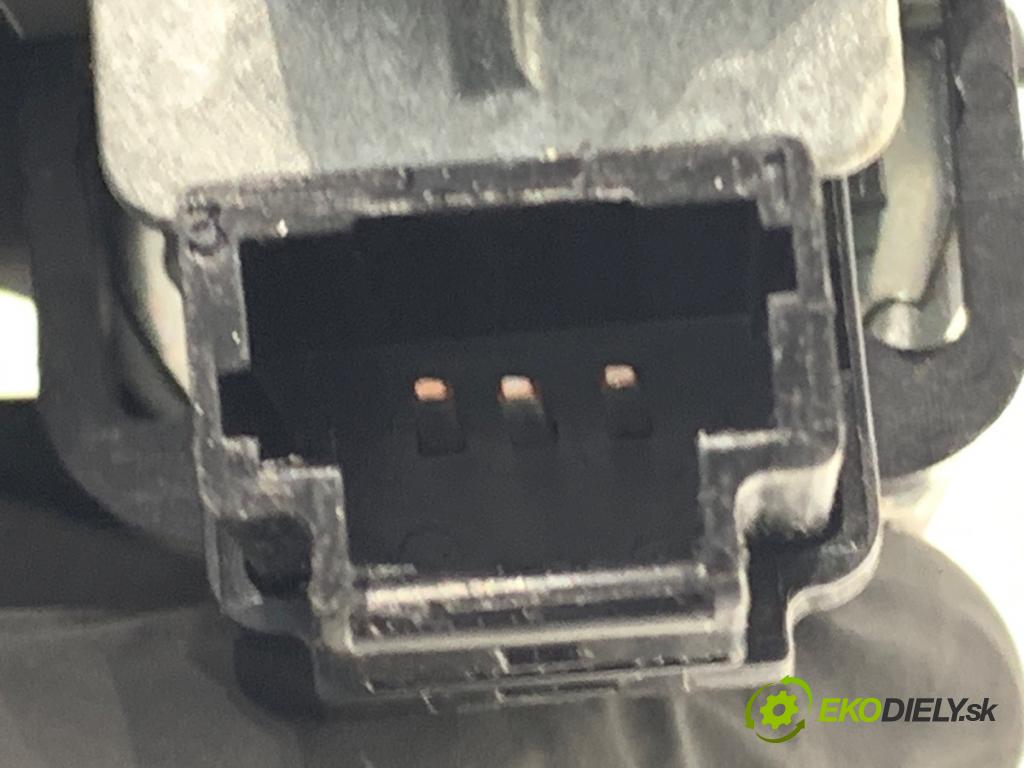 PEUGEOT 207 Kombi 2007 88 kW 1.6 16V 1598 spinačka 9663123280 (Spínacia skrinka)