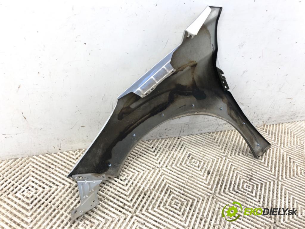 PEUGEOT 207 Kombi 2007 88 kW 1.6 16V 1598 blatník pravý přední část