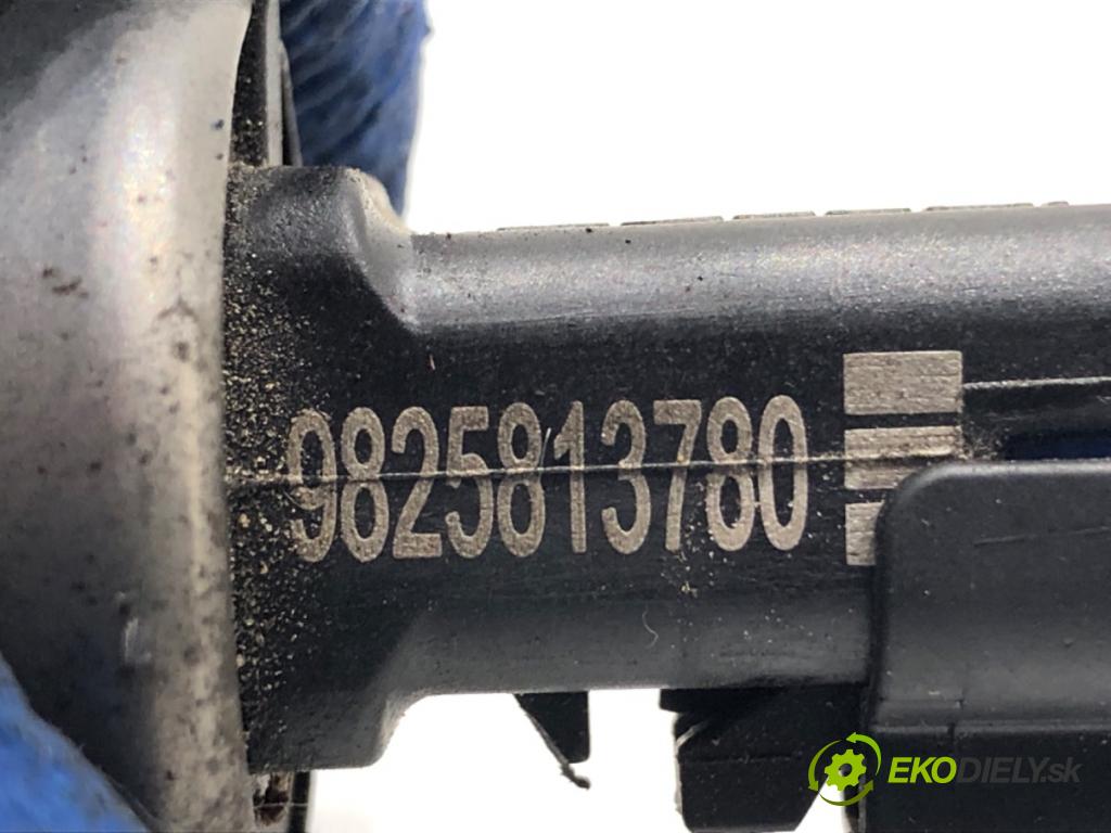 PEUGEOT 207 Kombi 2007 88 kW 1.6 16V 1598 Snímač variabilný fázy 9825813780 (Snímač)