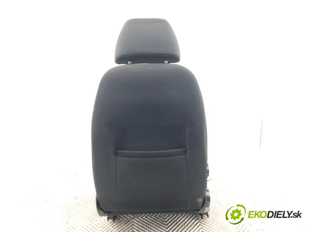SKODA OCTAVIA II Kombi 2008 75 kW 1.6 1595 Sedadlo pravy predný