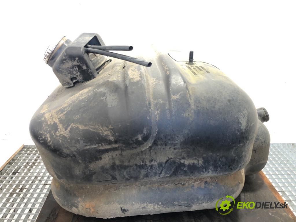 MERCEDES-BENZ ATEGO Platforma / podwozie 1995 125 kW 1317, 1317 L 125 kW [170 KM] olej napędowy 1998 - 2004 4249 nádržka paliva  (Palivová nádrž)