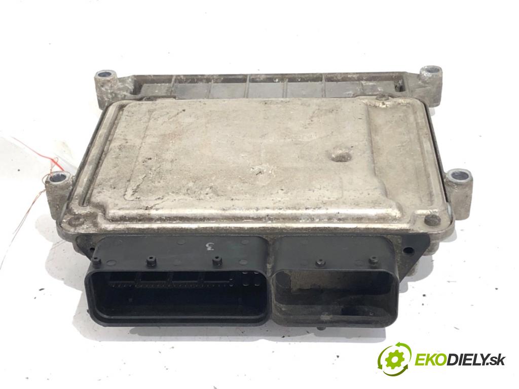 HYUNDAI i20 liftback 2009 57 kW 1.2 1248 riadiaca jednotka Motor 39110-03345 (Riadiaca jednotka)