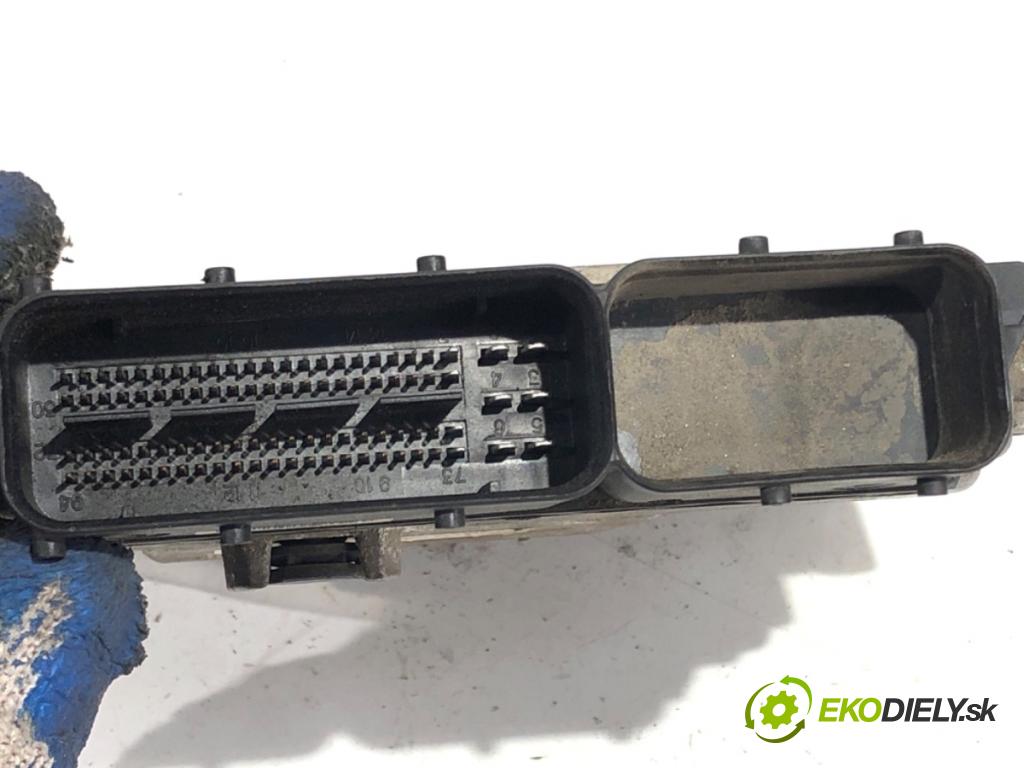 HYUNDAI i20 liftback 2009 57 kW 1.2 1248 riadiaca jednotka Motor 39110-03345 (Riadiaca jednotka)