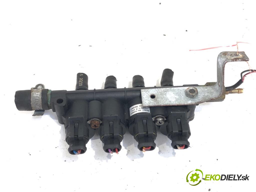 HYUNDAI i20 liftback 2009 57 kW 1.2 1248 vstrekovač LPG 67R-010256