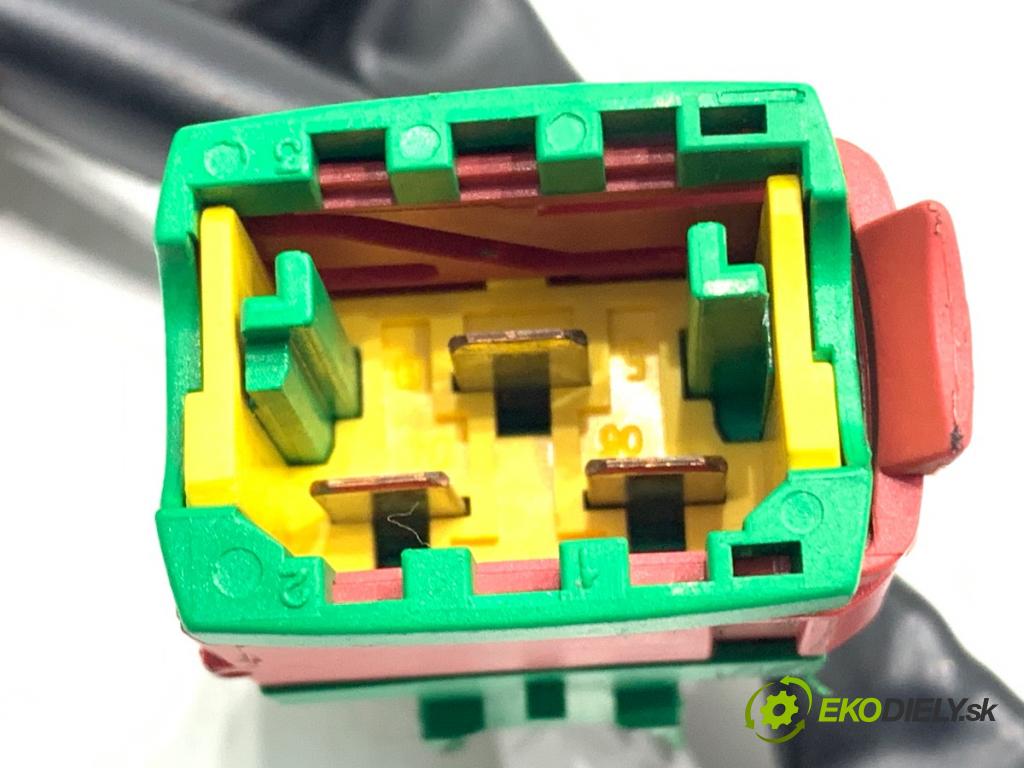 CITROEN C3 kabriolet 2005 54 kW 1.4 1360 spinačka 9652781780 (Spínacia skrinka)