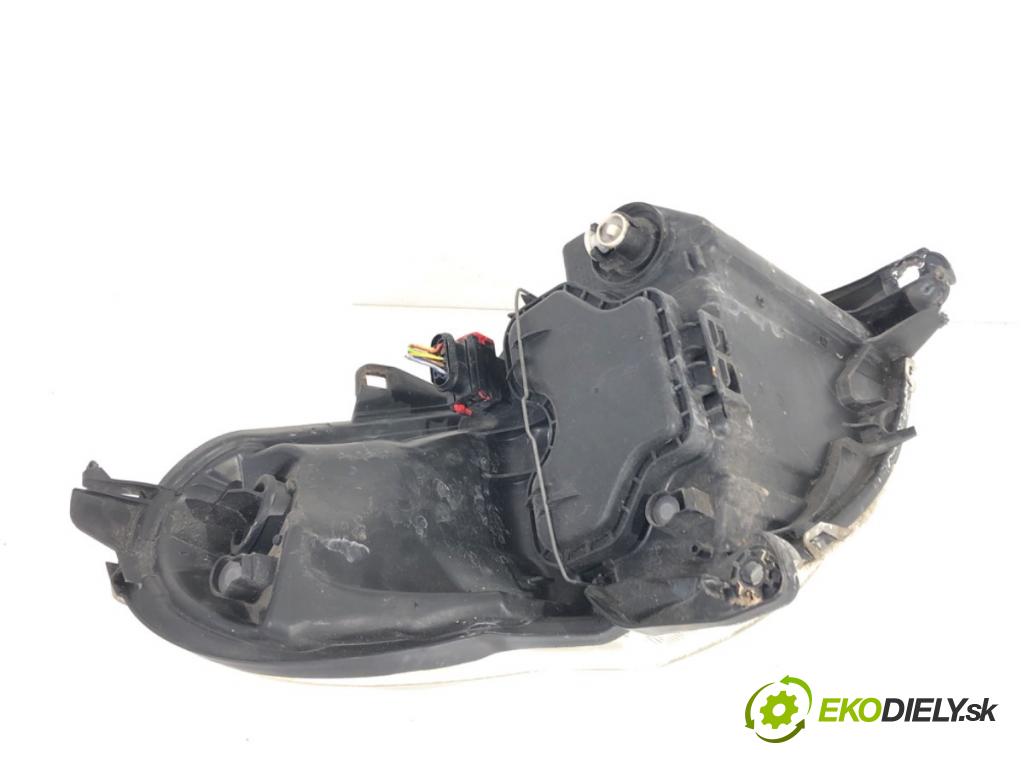 CITROEN C3 kabriolet 2005 54 kW 1.4 1360 Svetlomet ľavy predný