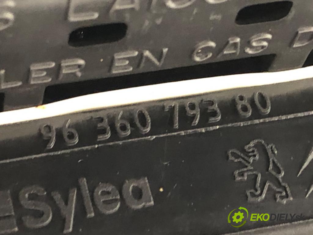 CITROEN C3 kabriolet 2005 54 kW 1.4 1360 Modul BSM 9636079380 (Riadiaca jednotka ostatné)