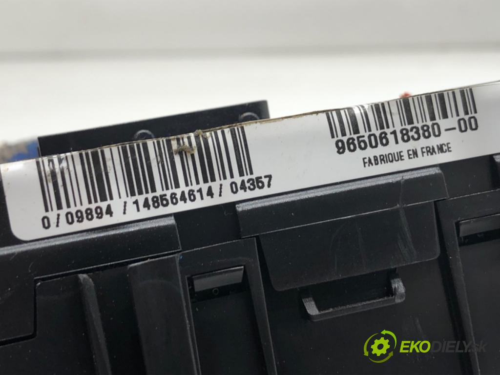 CITROEN C3 kabriolet 2005 54 kW 1.4 1360 Modul BSM 9636079380 (Riadiaca jednotka ostatné)