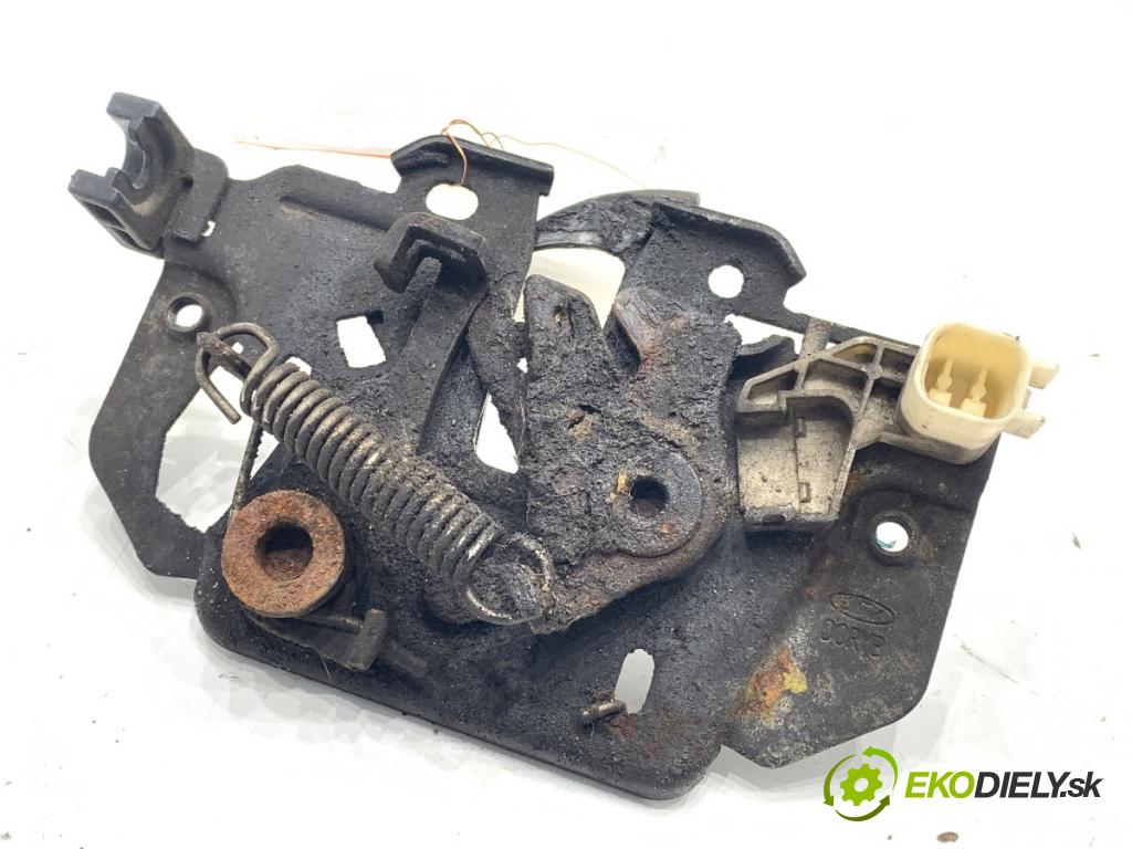 FORD FIESTA MK7 liftback 2011 51 kW 1.4 TDCi 1399 zámok kapoty přední část