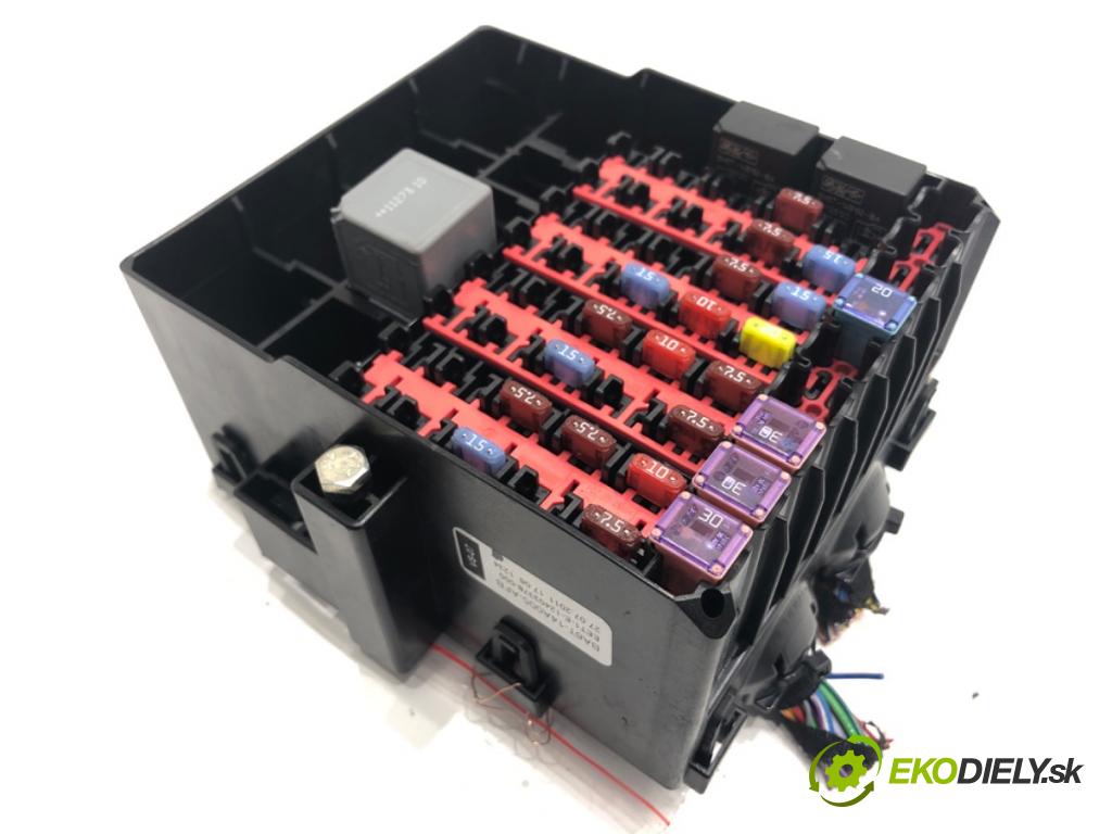 FORD FIESTA MK7 liftback 2011 51 kW 1.4 TDCi 1399 skříňka poistková BA6T-14A005-AFB (Pojistková skříňka)