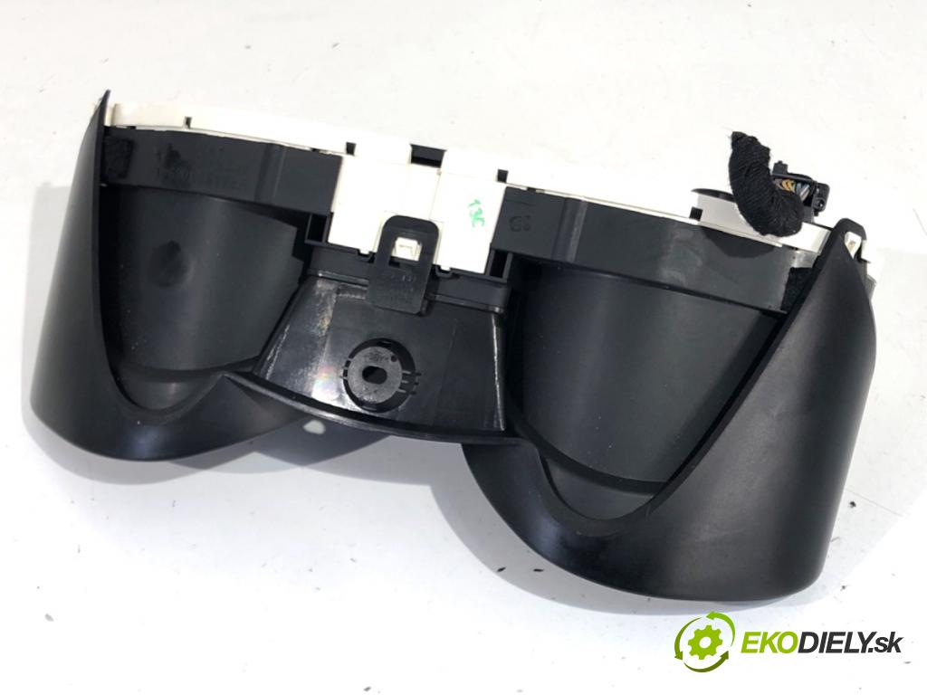 FORD FIESTA MK7 liftback 2011 51 kW 1.4 TDCi 1399 Prístrojovka 8A6T-10849-CP (Prístrojová doska)