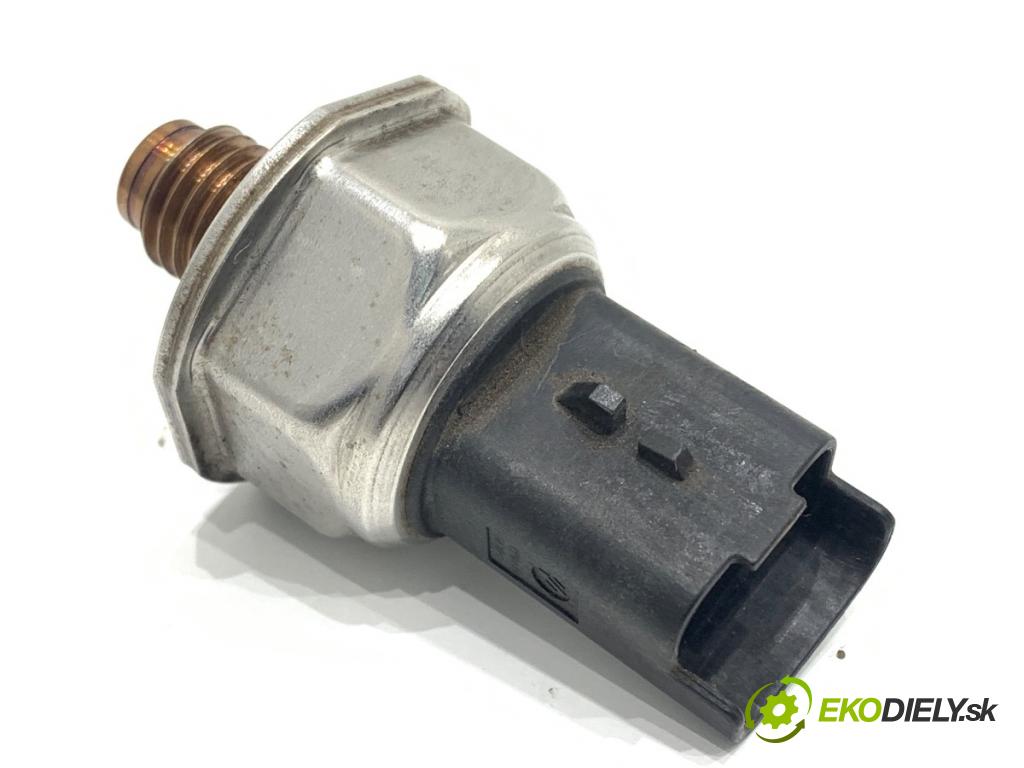 FORD FIESTA MK7 liftback 2011 51 kW 1.4 TDCi 1399 Snímač tlaku paliva 9670076780 (Snímač)