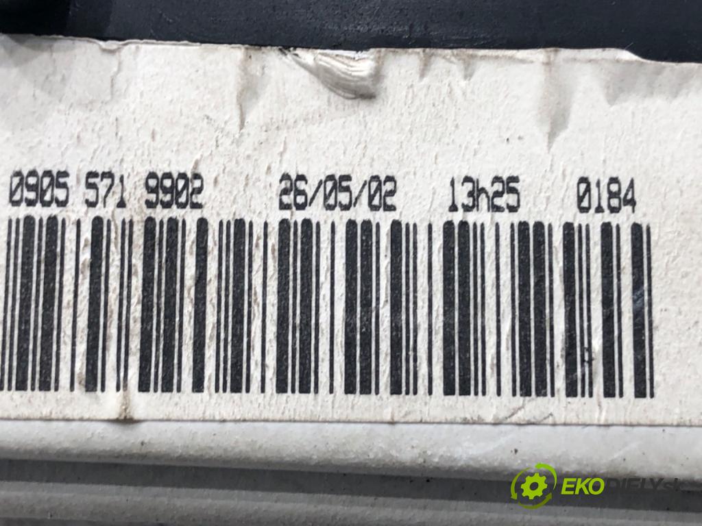 MERCEDES-BENZ W168 liftback 2002 60 kW A 140 (168.031, 168.131) 1598 Prístrojovka 1685408811 (Prístrojová doska)