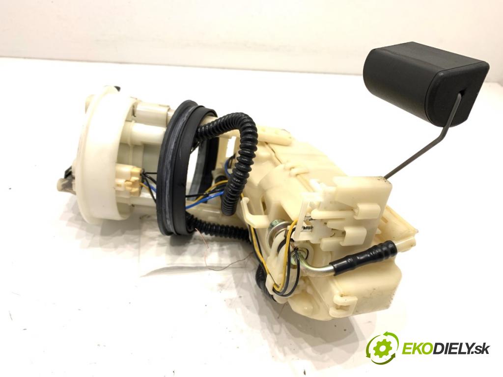 HONDA CIVIC VII sedan 2004 81 kW 1.6 (ES5) 1590 pumpa paliva 17708-S5A-M51