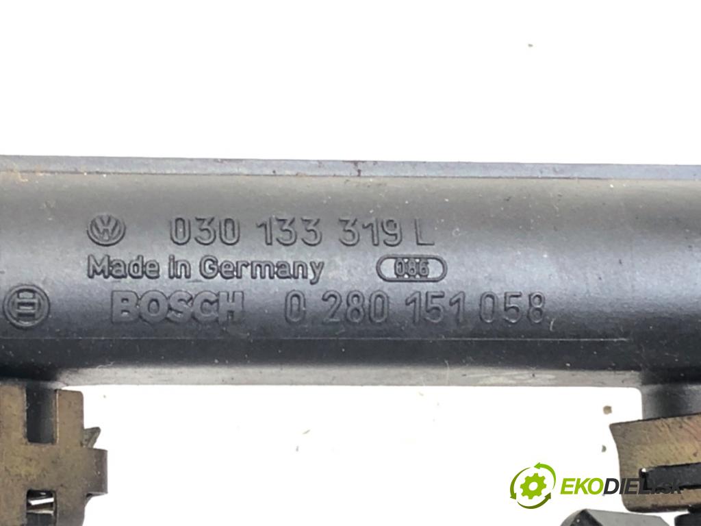 VW LUPO I liftback 1999 37 kW 1.0 997 Lišta vstrekovacia 030133319L (Vstrekovacia lišta)