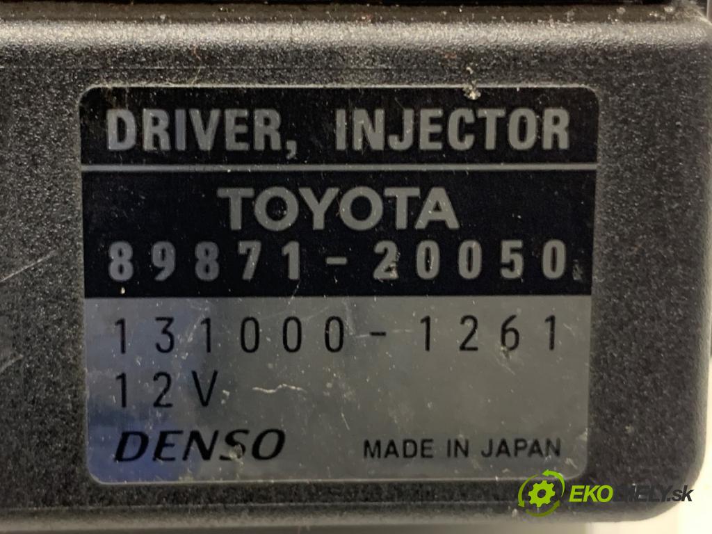 TOYOTA AVENSIS T25 sedan 2005 85 kW 2.0 D-4D (CDT250_) 1995 Modul VSTREKOVAČE: 89871-20050
